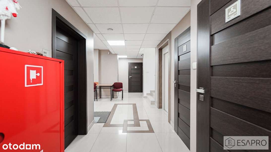 BUDYNEK BIUROWO - USŁUGOWY /WINDA/PARKING/ ŚRÓDMIEŚCIE-6