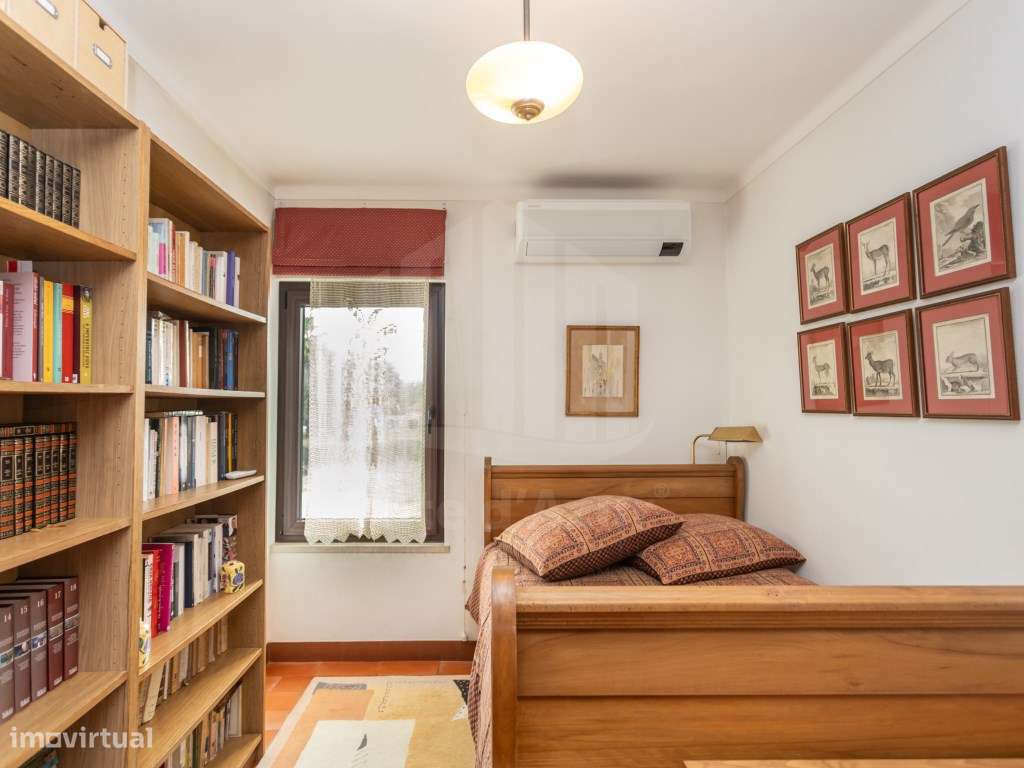 Moradia T4 em Alto das Vinhas-35