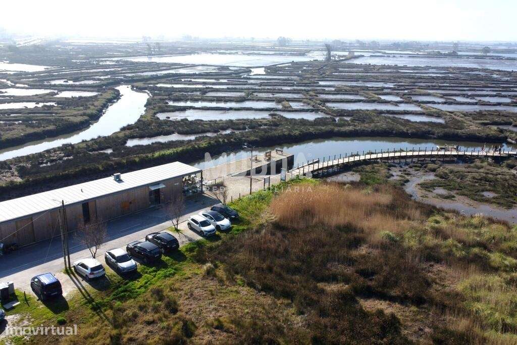 Moradia T4 à venda em Mataduços, Esgueira, Aveiro – Espaço, Conforto e-57