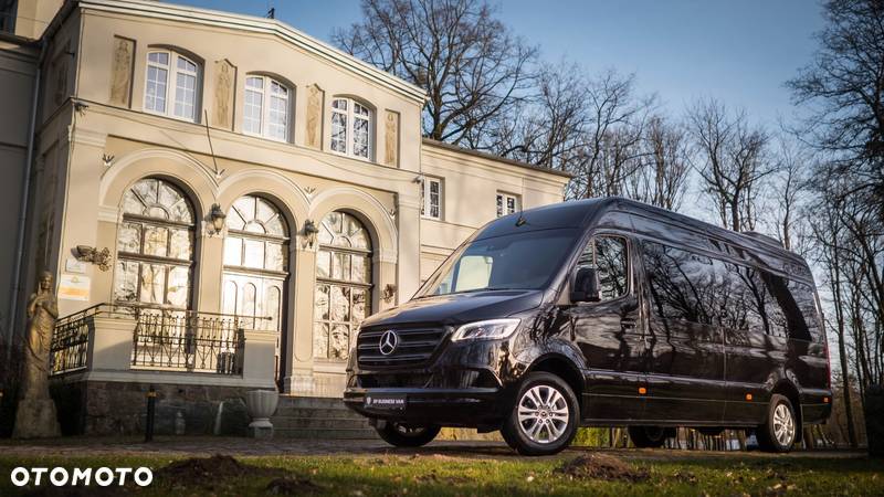 Mercedes-Benz Sprinter - 2