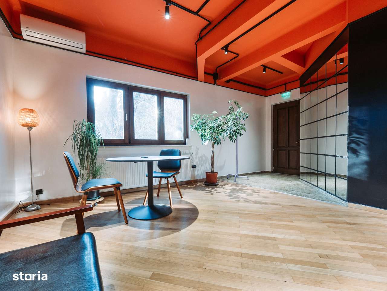 Spatiu in vila - Arcul De Triumf - Ideal Office / Metrou 10 minute - Imagine principală: 3/12