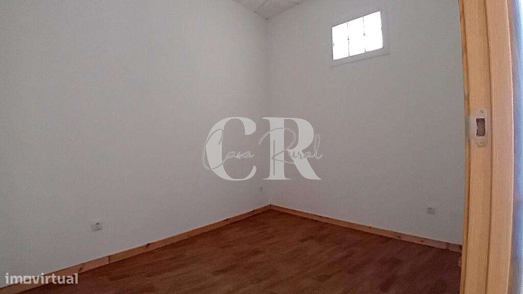 Apartamento R/C renovado para venda no centro de Figueiró dos Vinhos-6