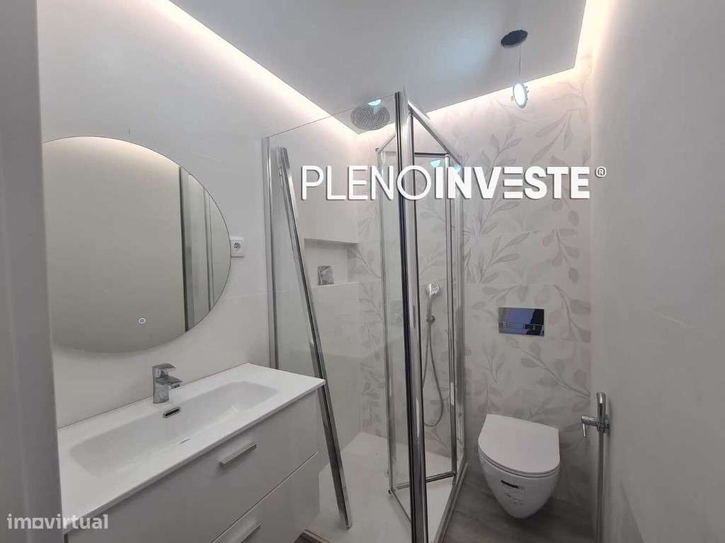 T2 Totalmente Remodelado com Varanda nas Paivas-42