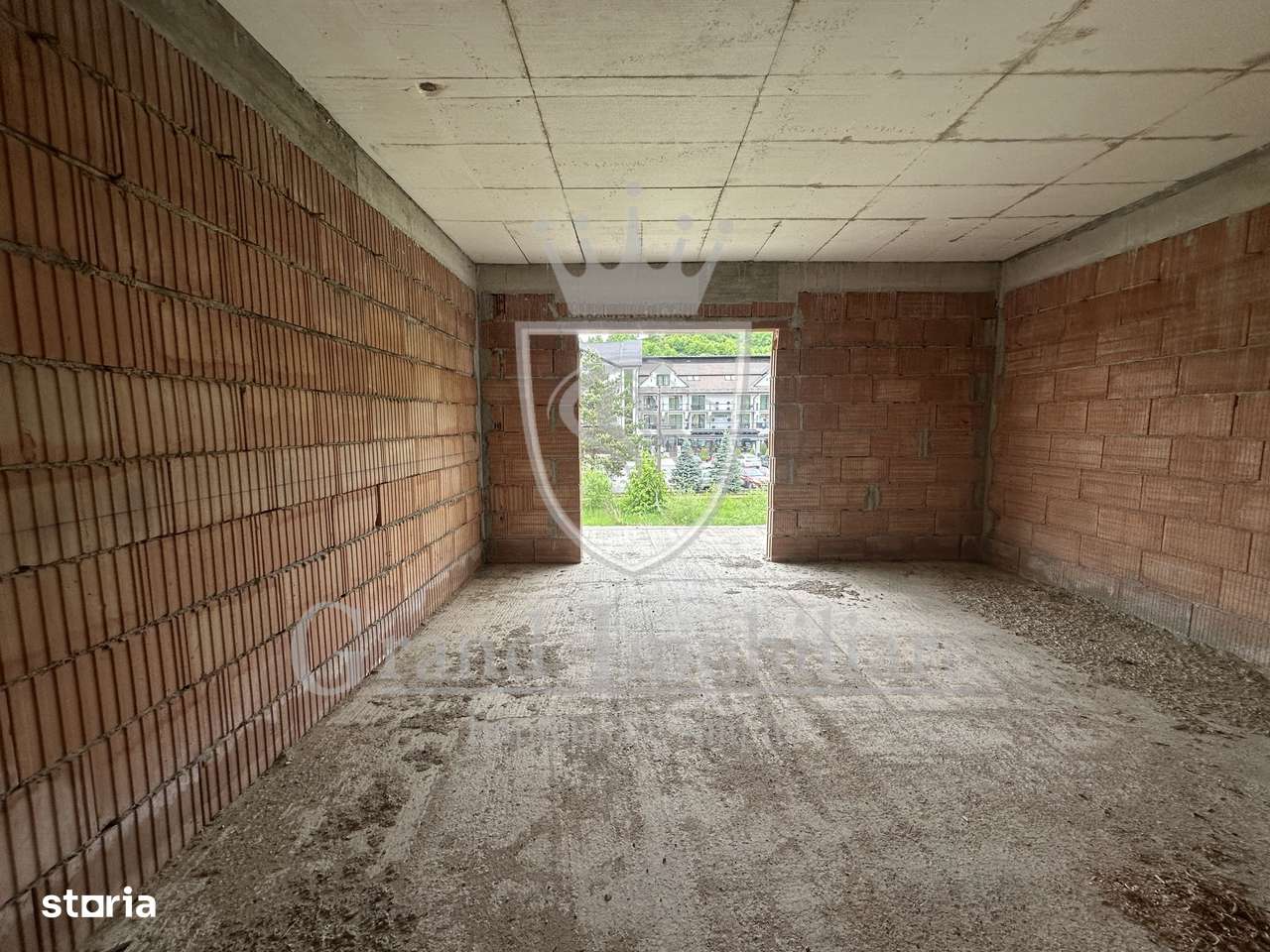 HOTEL,AZILE DE BATRANI ,Pastravarie 11.000 mp zona Hotel Gabriela Vișe - Imagine principală: 5/8