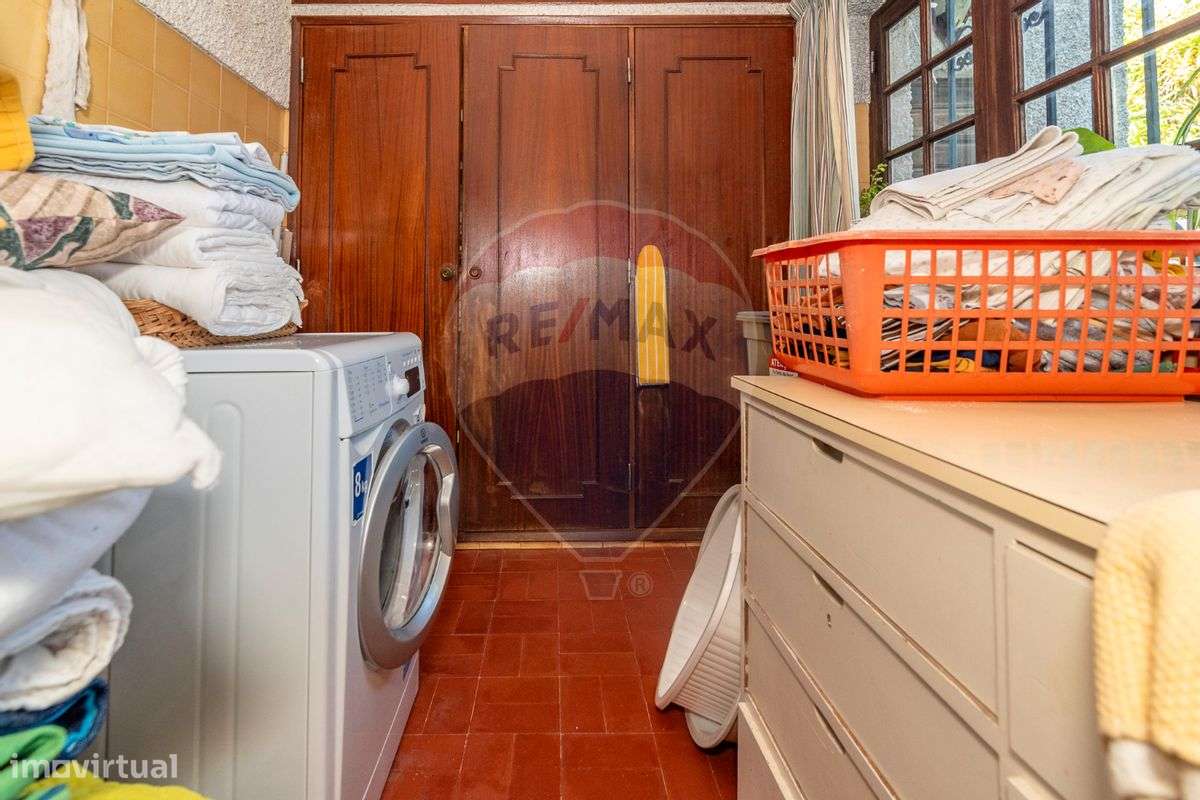Moradia T8 para venda-31