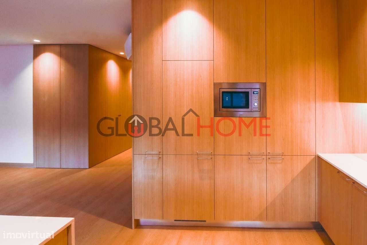 Apartamento T2 Renovado com Terraço em Fânzeres-6