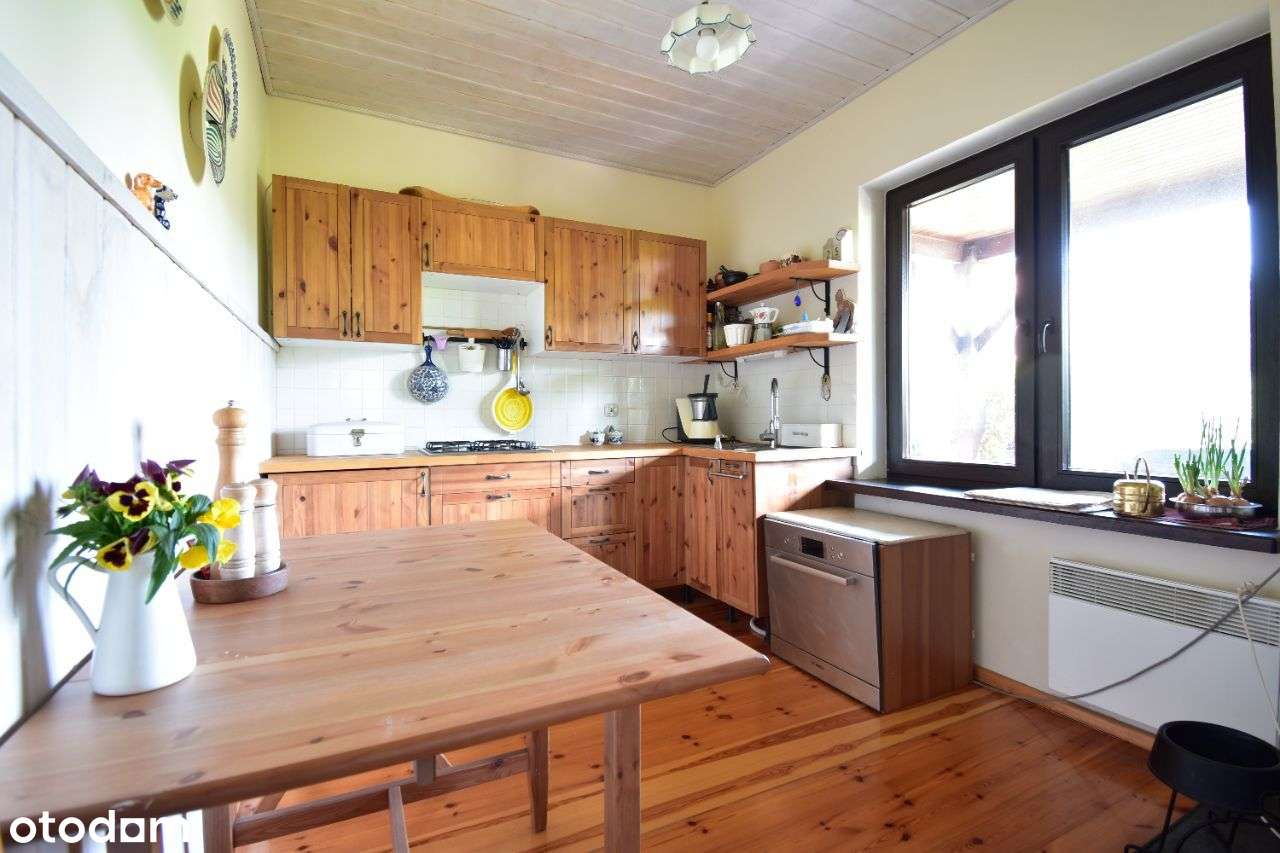 Urokliwe siedlisko Pilchy nad jeziorem Roś-7