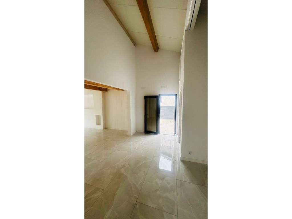 Moradia Isolada T3 em lote de 667m2 em Lagoa de Albufeira, Sesimbra-14