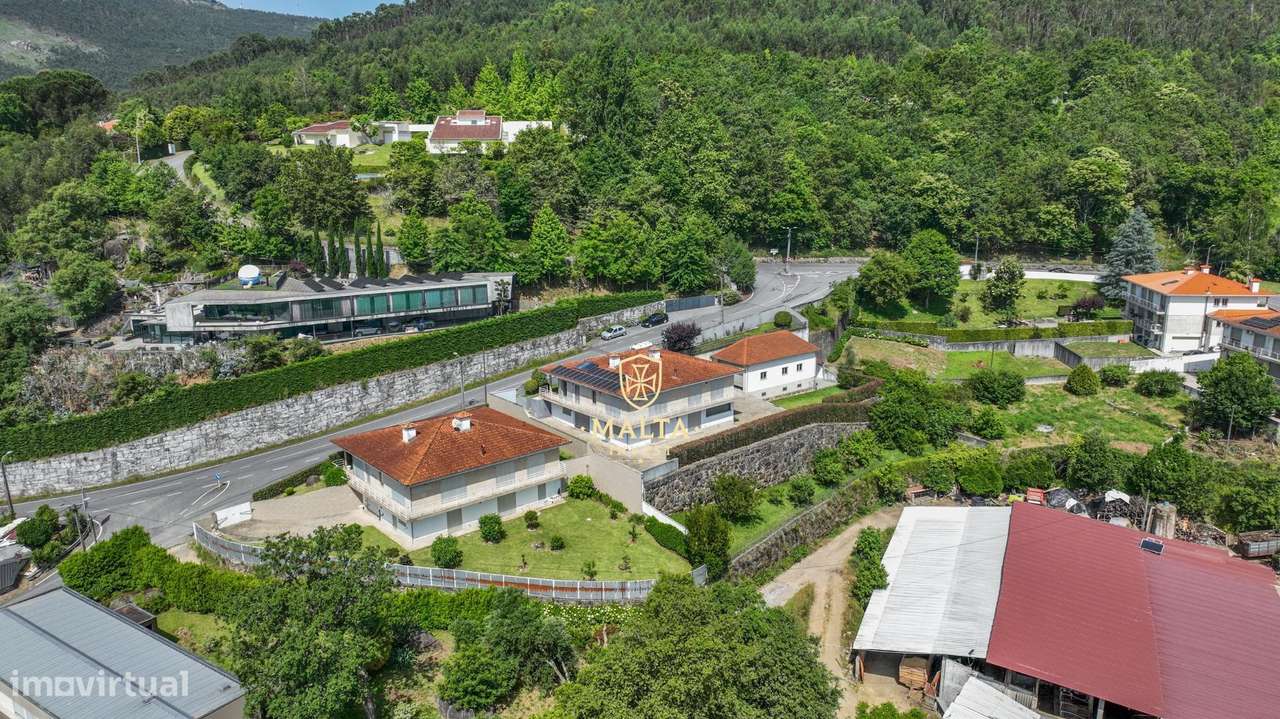 Moradia de Sonho na zona da Falperra!-5