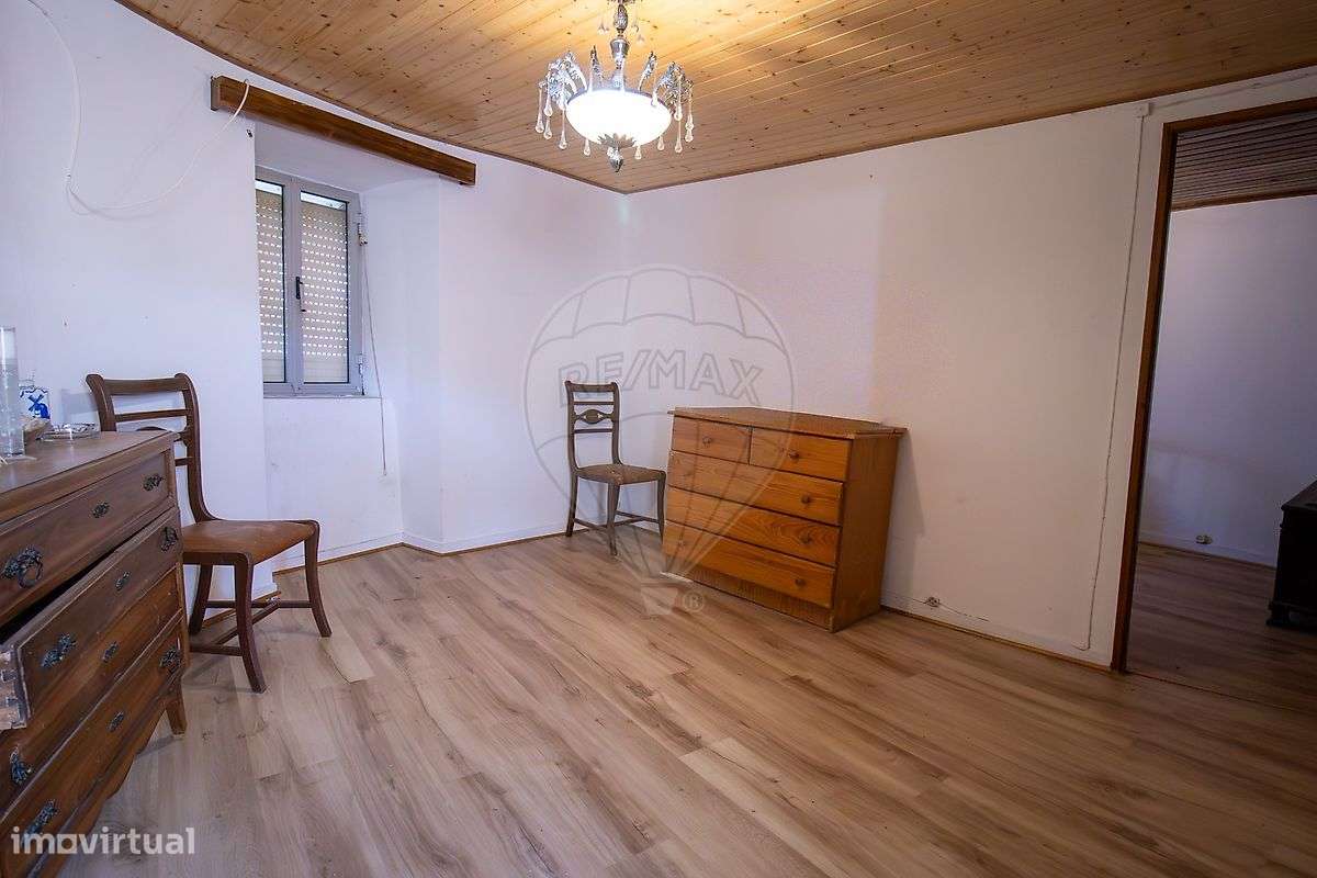 Moradia T2 para venda-20