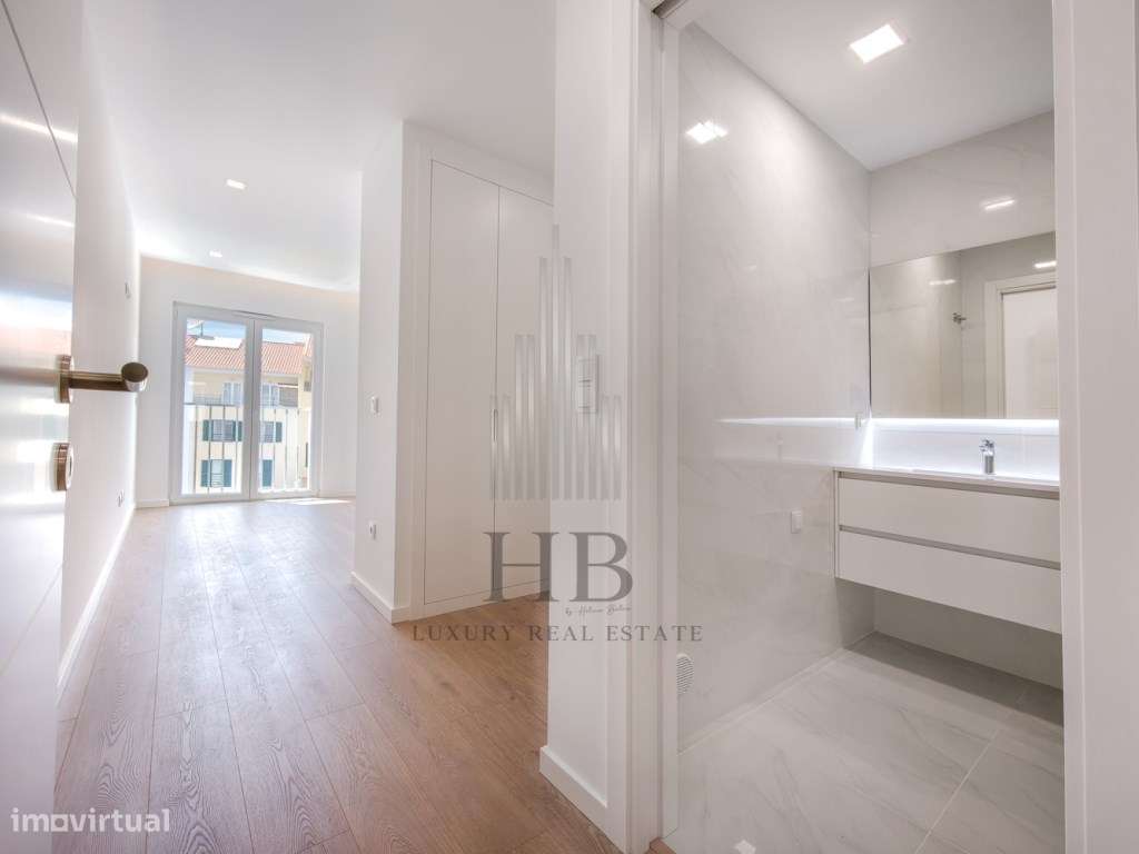 Apartamento T3 com varanda e vista Mar-17