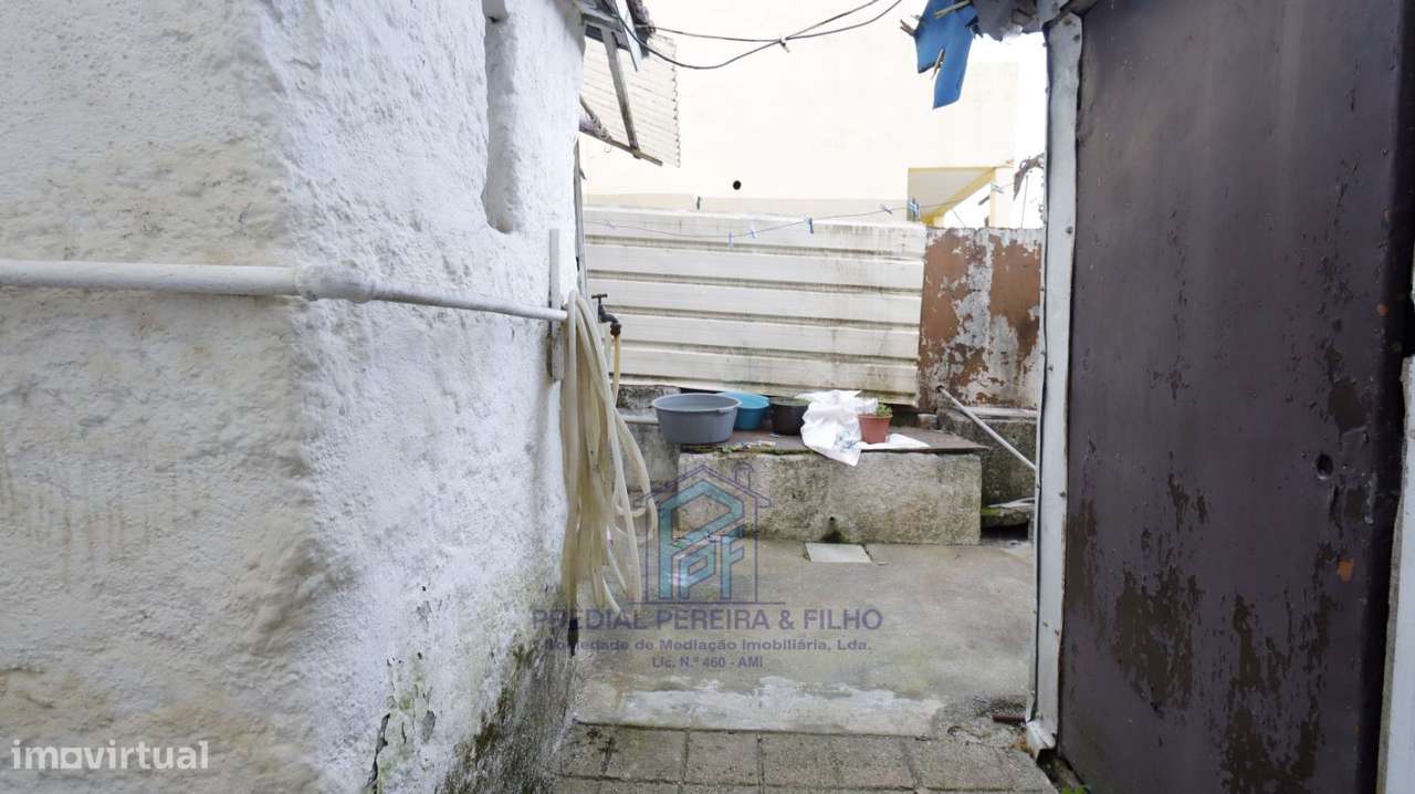 Moradia Térrea para restaurar - Rio Tinto / Areosa-19