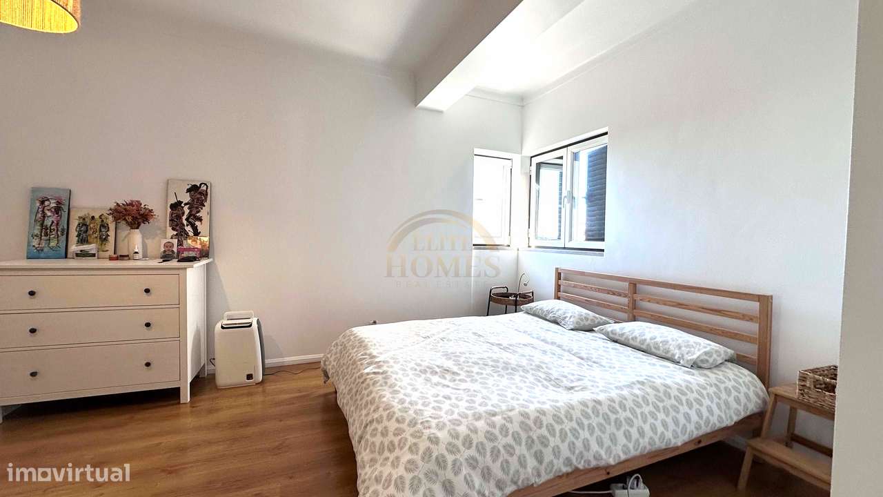 Moradia Independente T4 com Jardim e Vista Rio em Vila Fria – Porto Sa-16