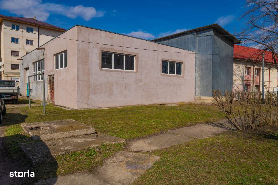 Hala de 307 mp – pozitie strategica intre Gara si Școala Nr. 2-4
