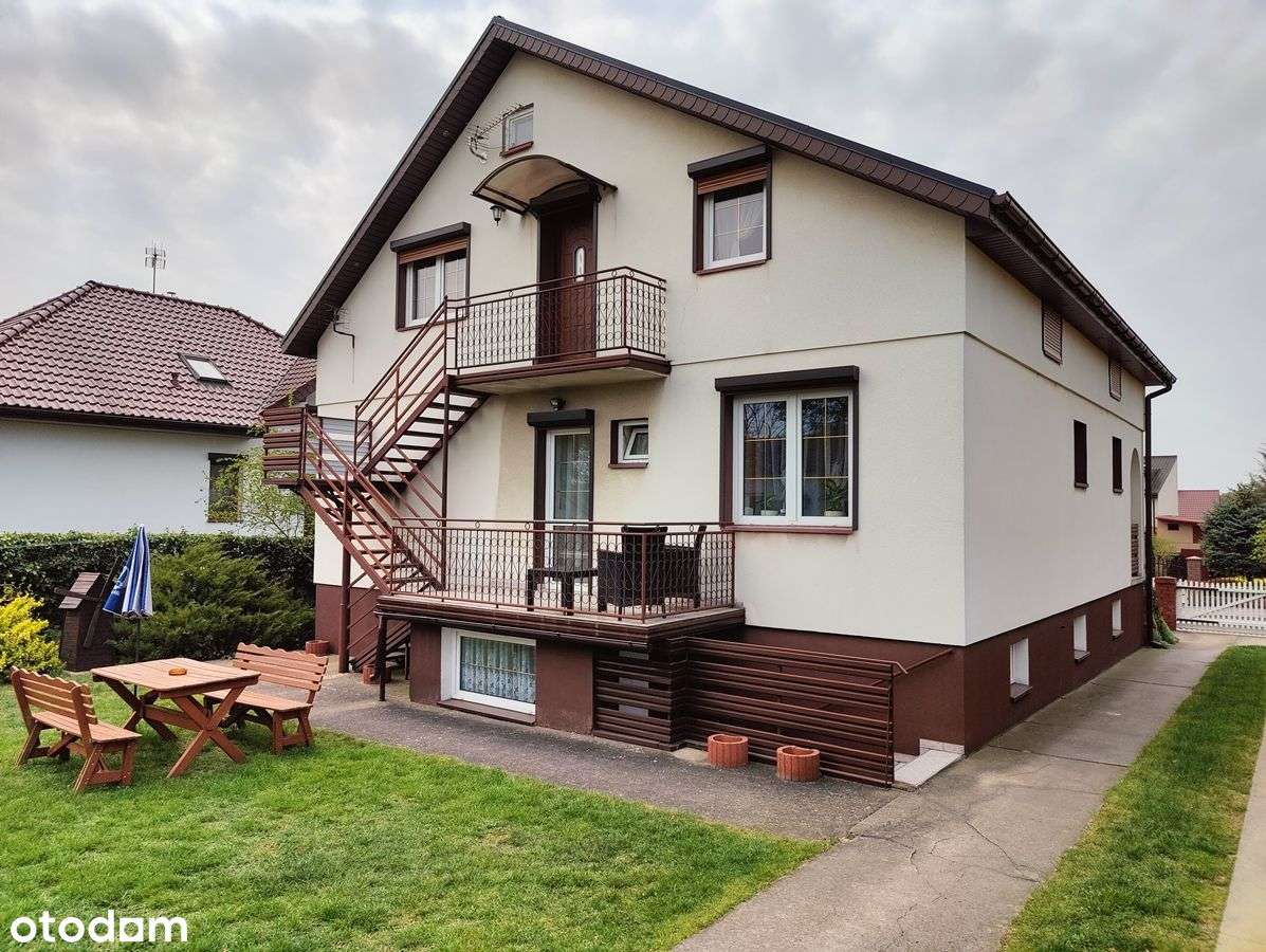 Sprzedam duży dom z pokojami noclegowymi-Licheń St - Pełny obrazek: 4/20