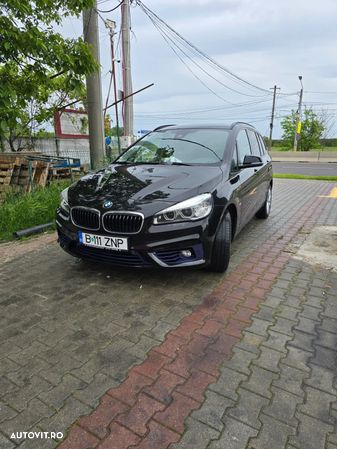 BMW Seria 2 218d - 1