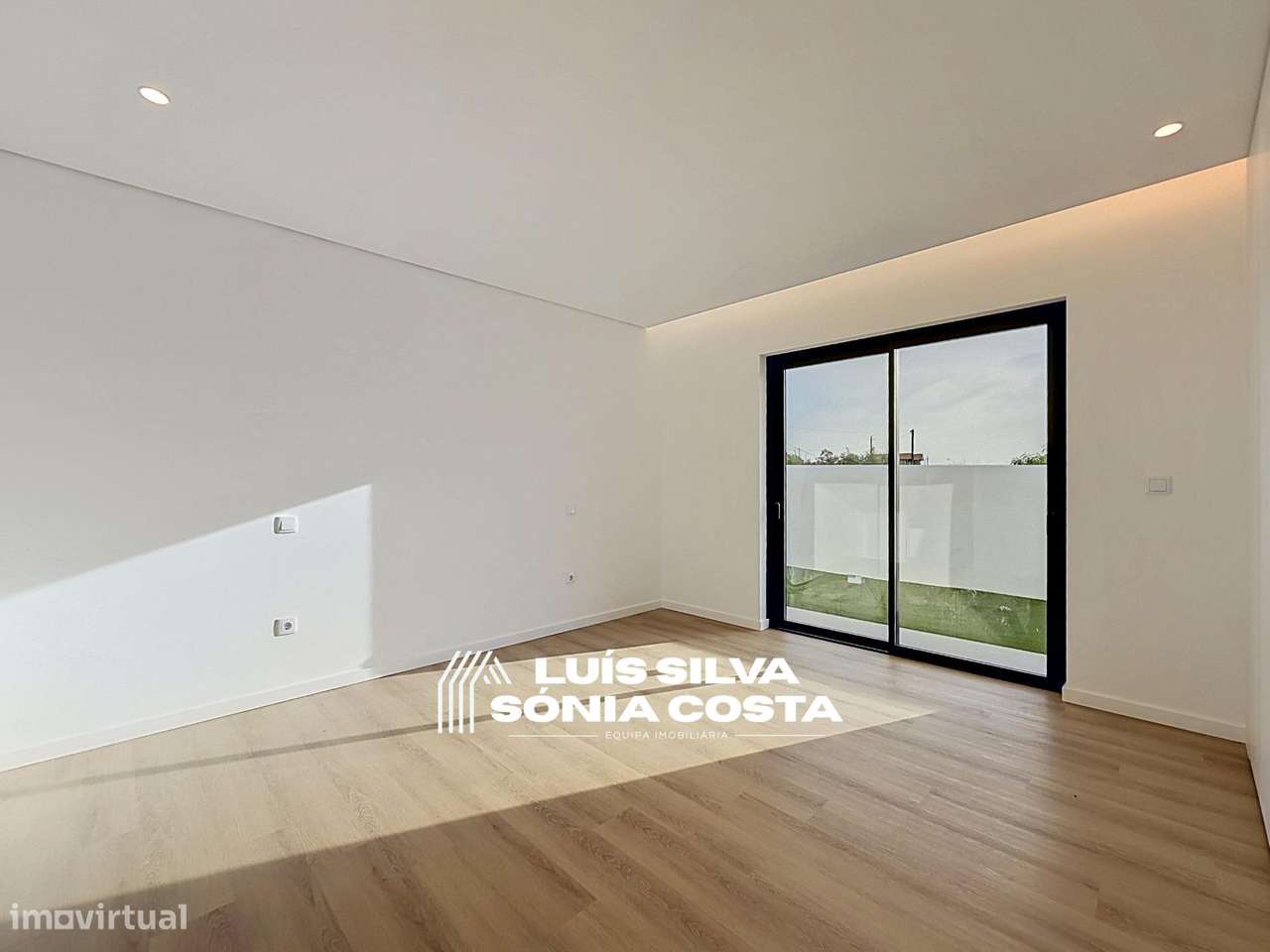 Moradia T3 Térrea Individual - Nova a Estrear c/ Jardim, Moderna...-23