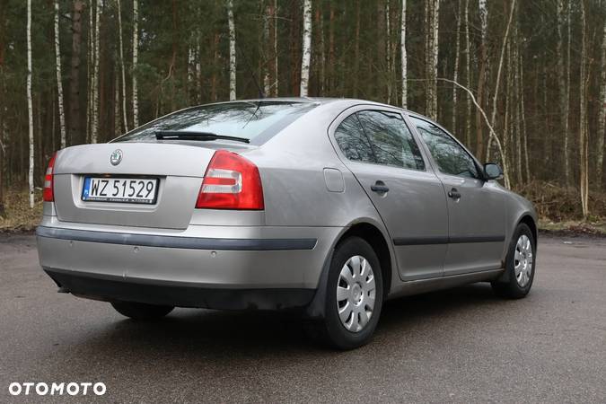 Skoda Octavia 1.6 FSI Mint - 3