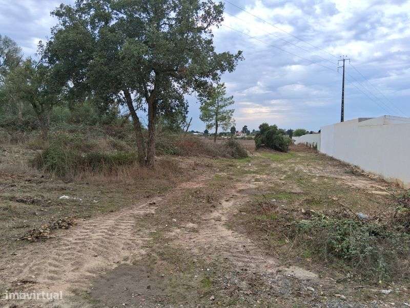 Terreno com 36.000m2 - Grande imagem: 4/12