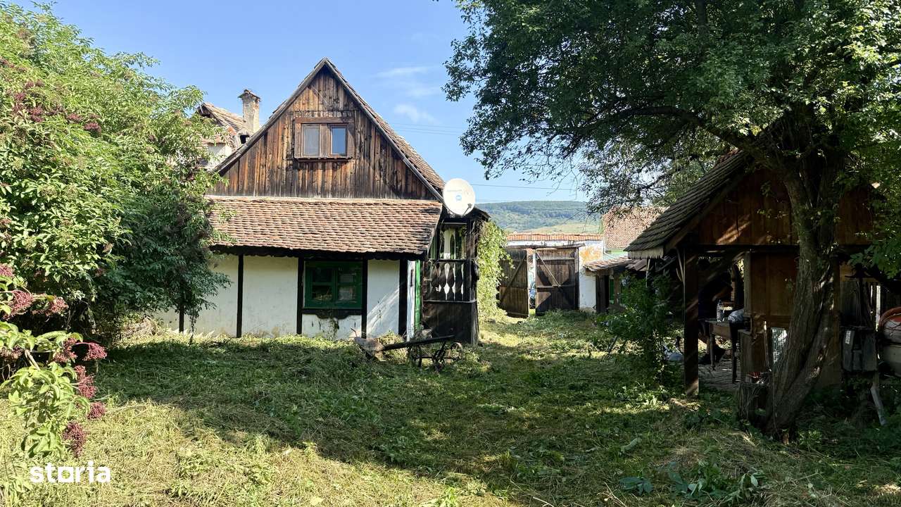 Proprietate unica de vanzare in Viscri langa casa regelui Charles-1