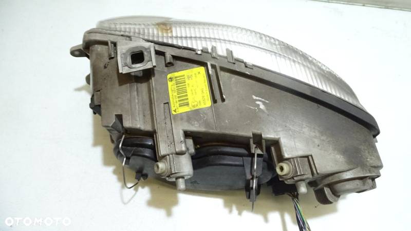 LAMPA PRAWA PRZEDNIA ALFA ROMEO 147 1.9 468261940 - 4