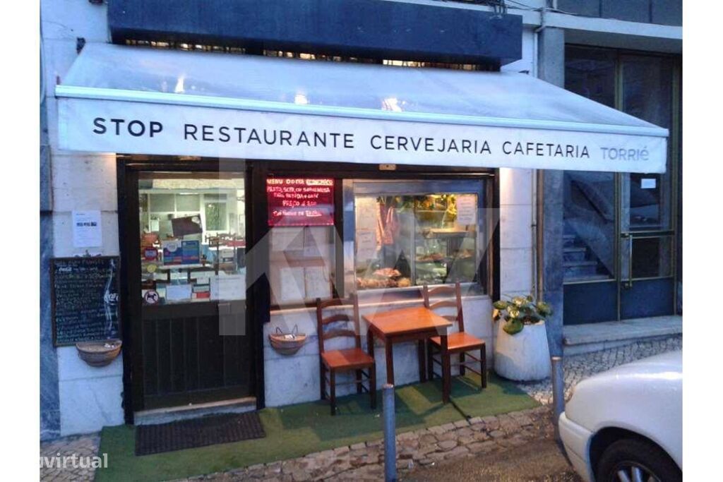 Restaurante num bairro típico de Lisboa