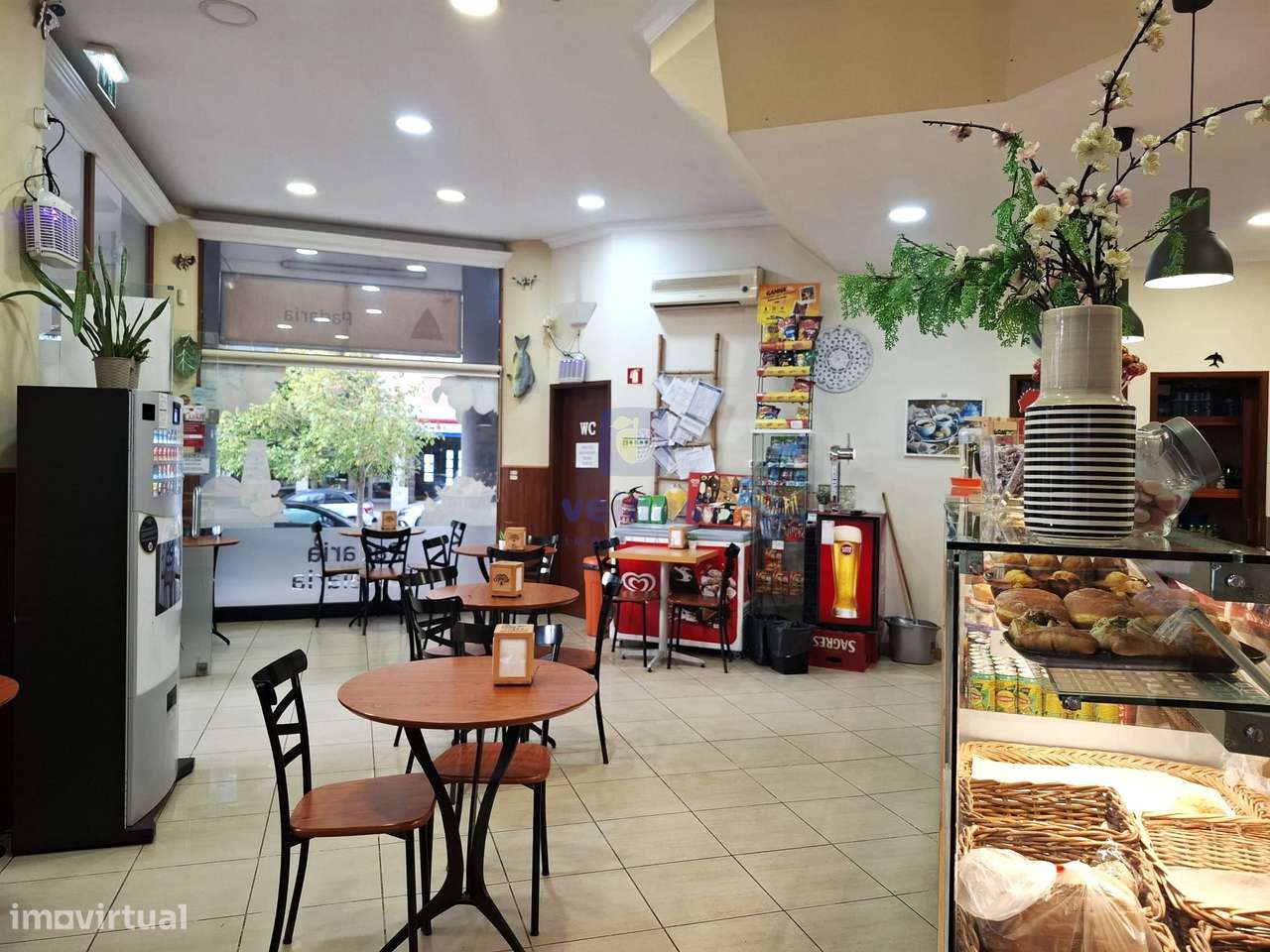 Trespasse de café/pastelaria numa das avenidas mais movimentadas das C - Grande imagem: 4/26