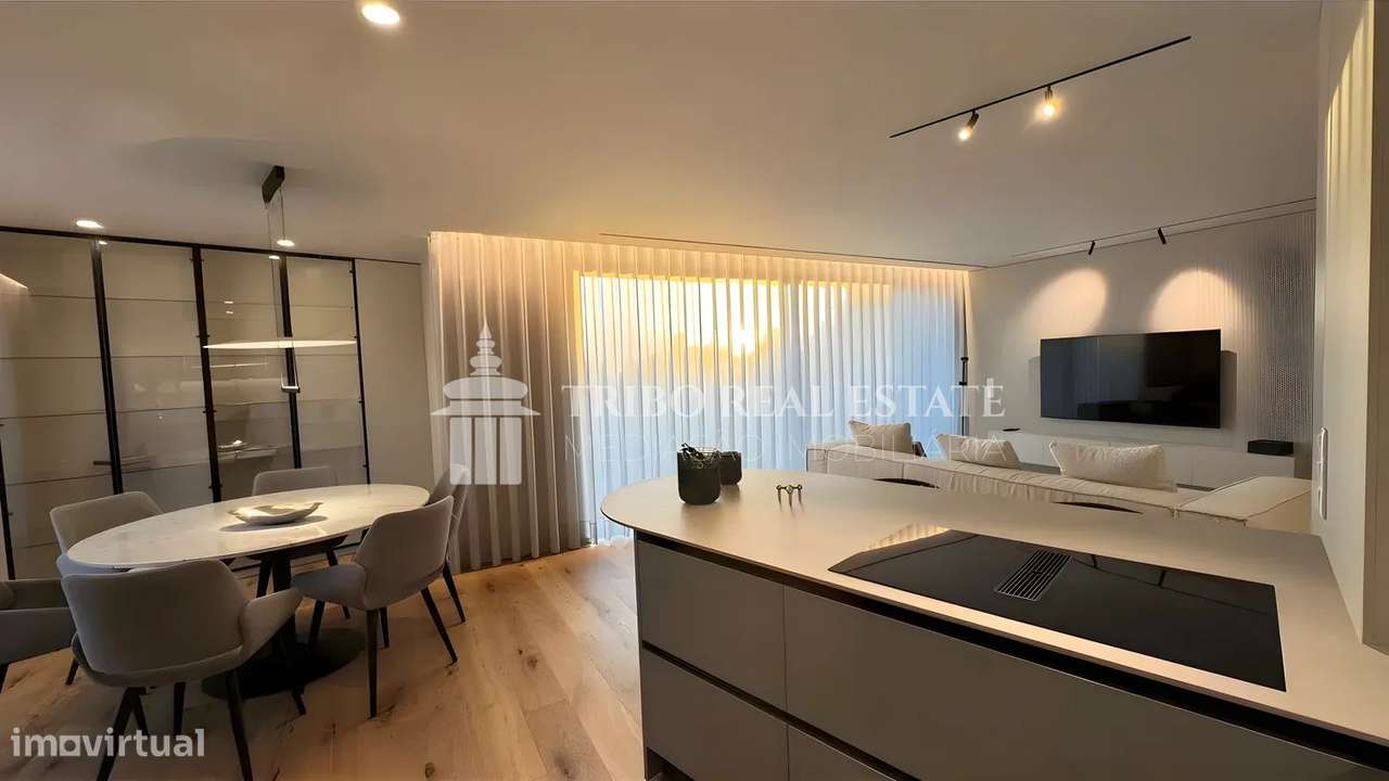 T2 NOVO | BRITO LIVING - S.F.MARINHA | LDG 2+ARRUMOS+VARANDA - Grande imagem: 3/12