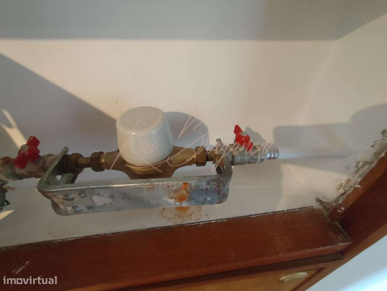 Apartamento T3 na Portela Totalmente Renovado-23