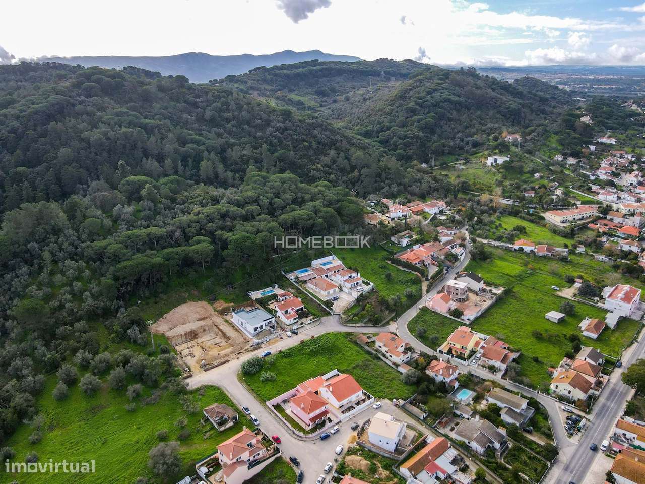 Lote de terreno urbano para construção de moradia unifamiliar inserido - Grande imagem: 3/3