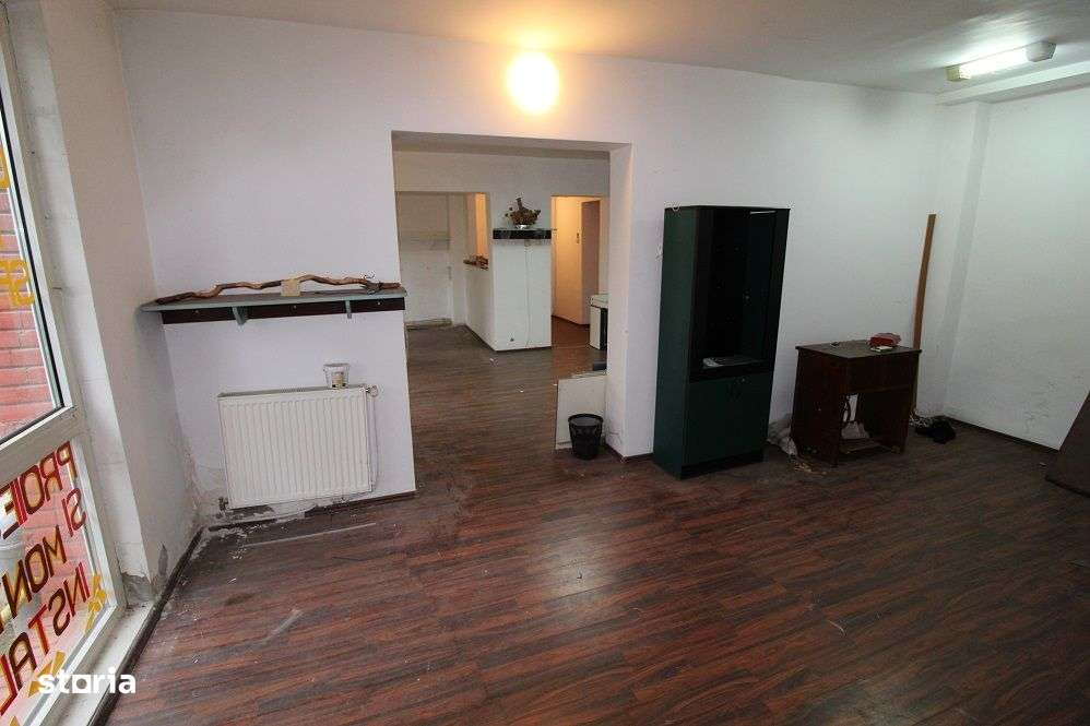 Vând spațiu comercial/apartament 2 camere în Hunedoara, Micro 4 - Imagine principală: 3/7