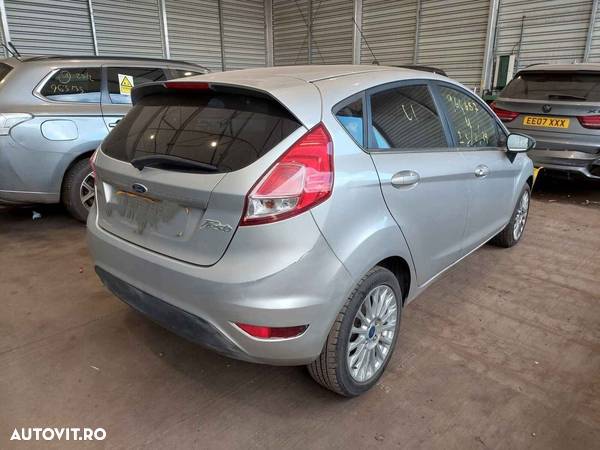 Haion Ford Fiesta 2013 Hatchback Argintiu - 4