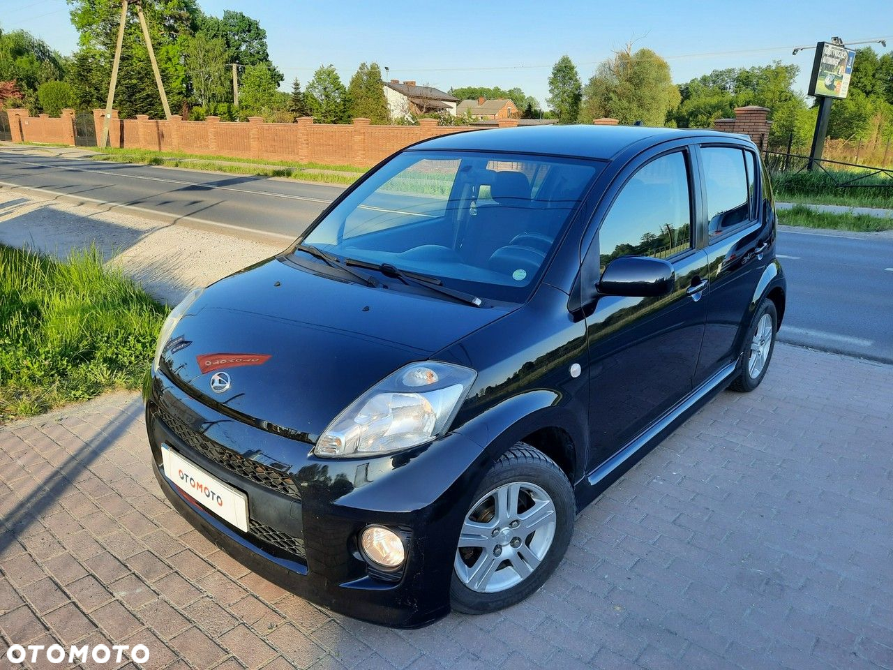 Daihatsu Sirion - 9