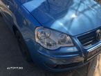 Far dreapta Volkswagen Polo 9N facelift - 1