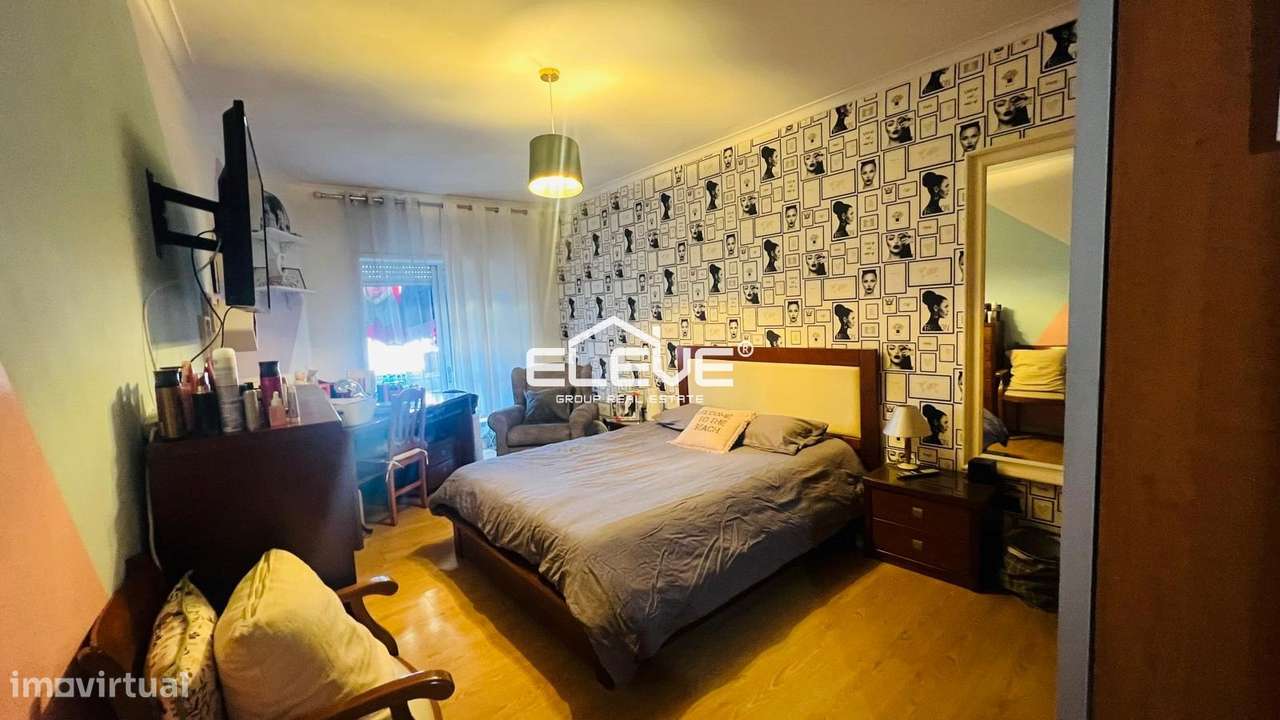 Excelente T4 Duplex Oliveira do Douro-26