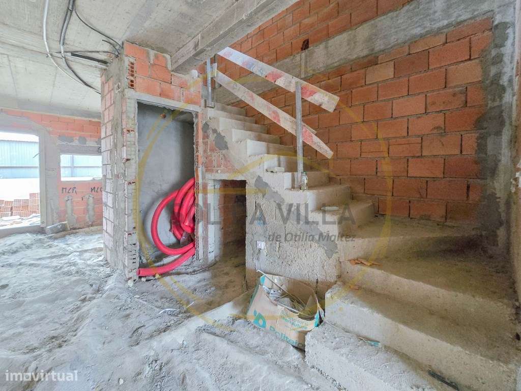 Moradia em banda T3 - Quinta do Conde, Sesimbra - 390.000€-3