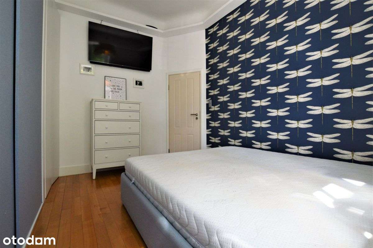 Śliczny i b. wysoki apartament w pięknej kamienicy-13