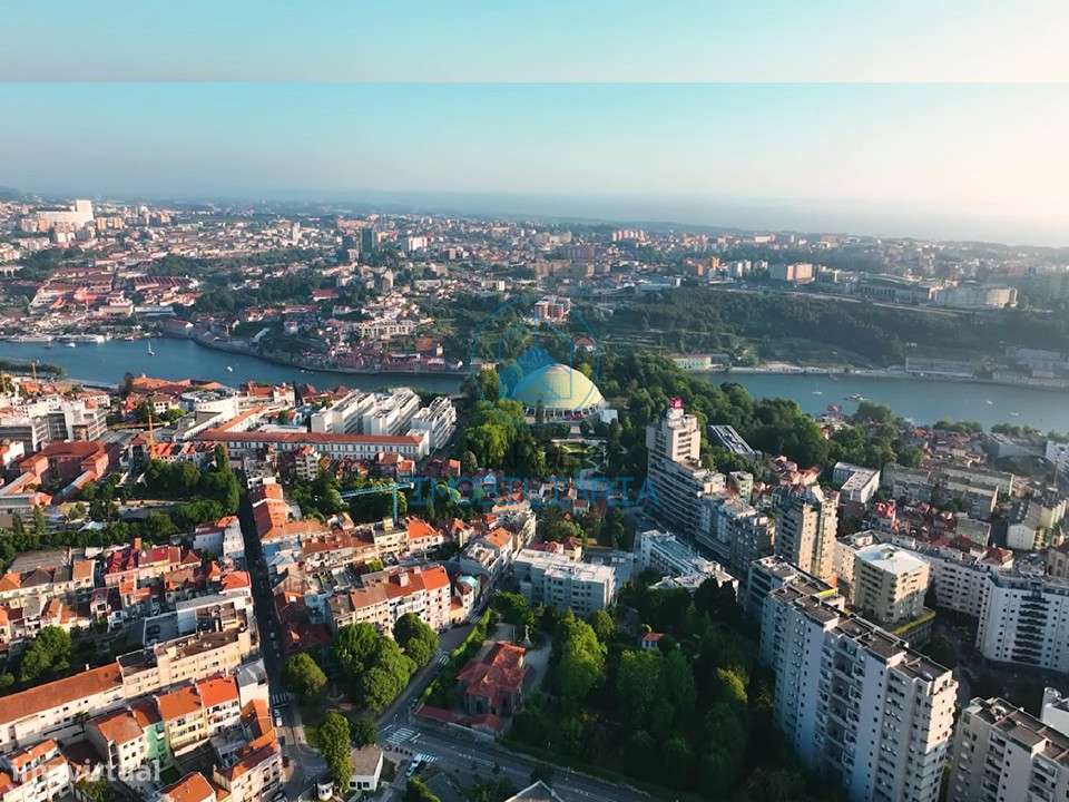 T2+1 com varanda 15m2, L.garagem + arrumo-10