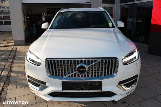 Volvo XC 90 - 8