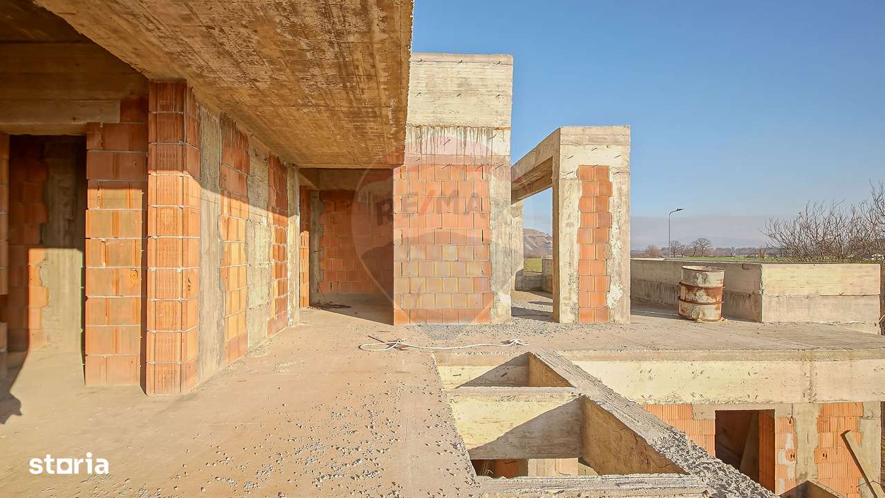 Vilă cu 3 camere, la roșu | Proiect modern – Poiana Craitelor-17