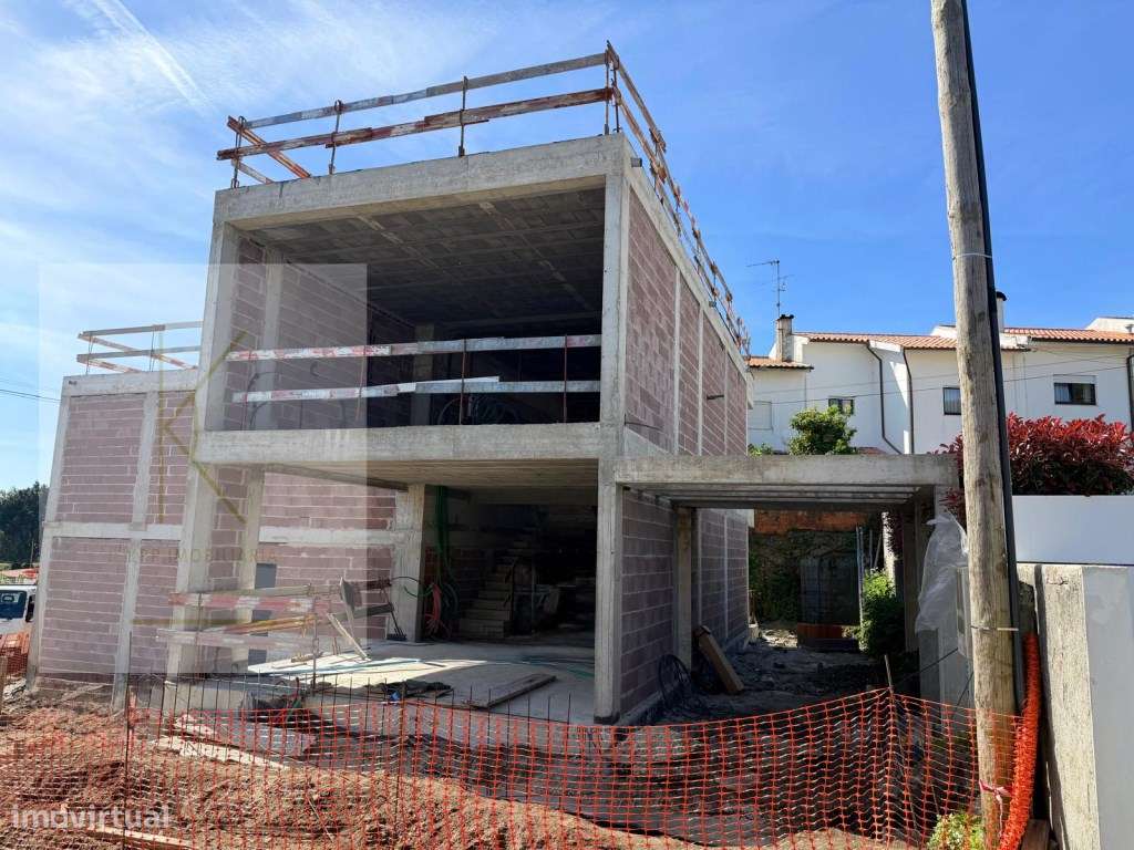 Moradias Exclusivas em Construção - Zona da Abelheira - Meadela/Via...-29