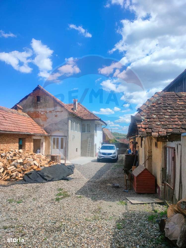Casă la tara in satul Retis, comuna Bradeni, aproape de Sighisoara - Imagine principală: 5/20