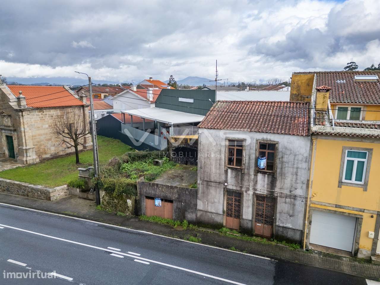 Moradia para Restaurar T3 Venda em Merelim (São Paio), Panoias e Parad - Grande imagem: 4/34