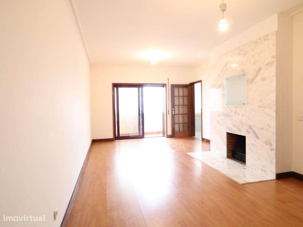 Venda Apartamento T2+1 - S. Vicente (Volvo)-9