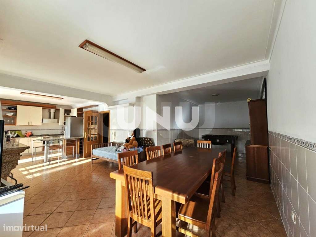 Moradia em Banda T5 - A 5 Minutos do Centro da Cidade de Viseu-37