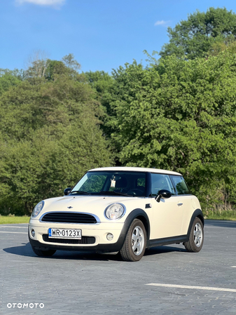 MINI ONE Standard - 16