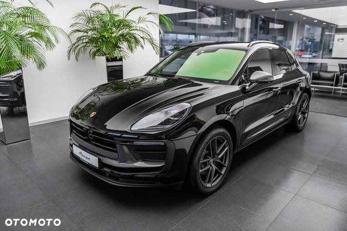 Porsche Macan T - 1