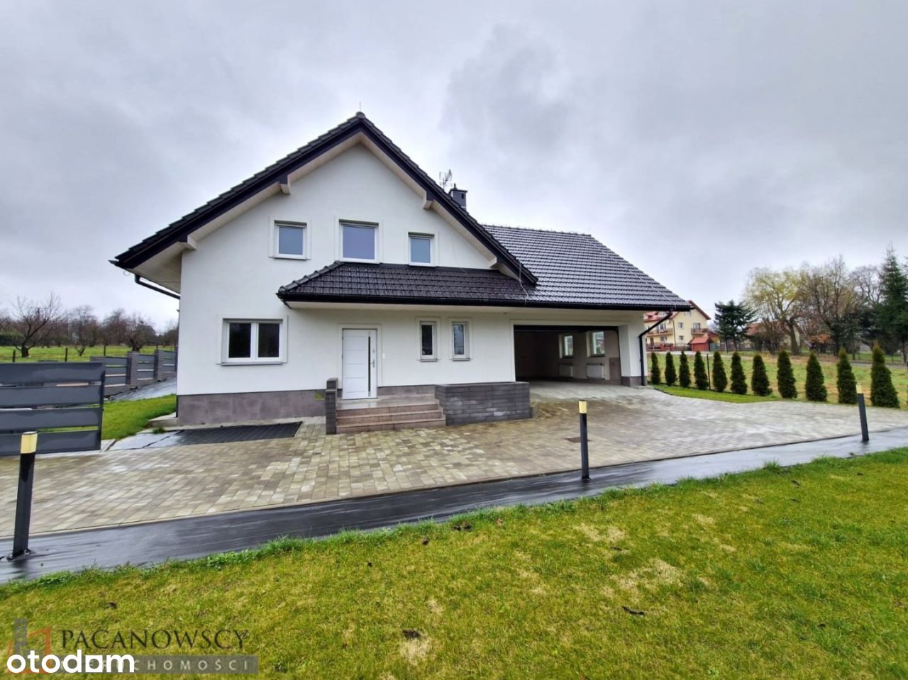 Dom, 224 m², Grębynice