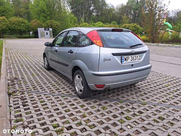 Ford Focus - 6