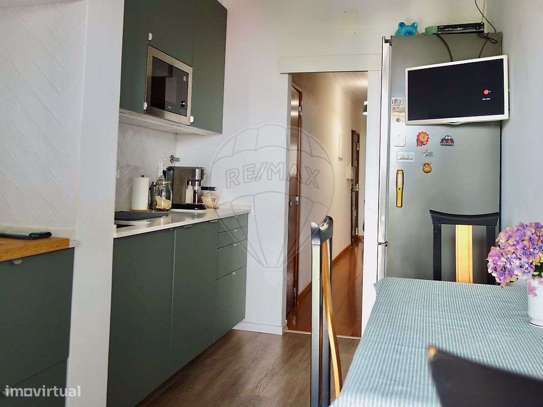 Apartamento T2 à venda em Lisboa-12